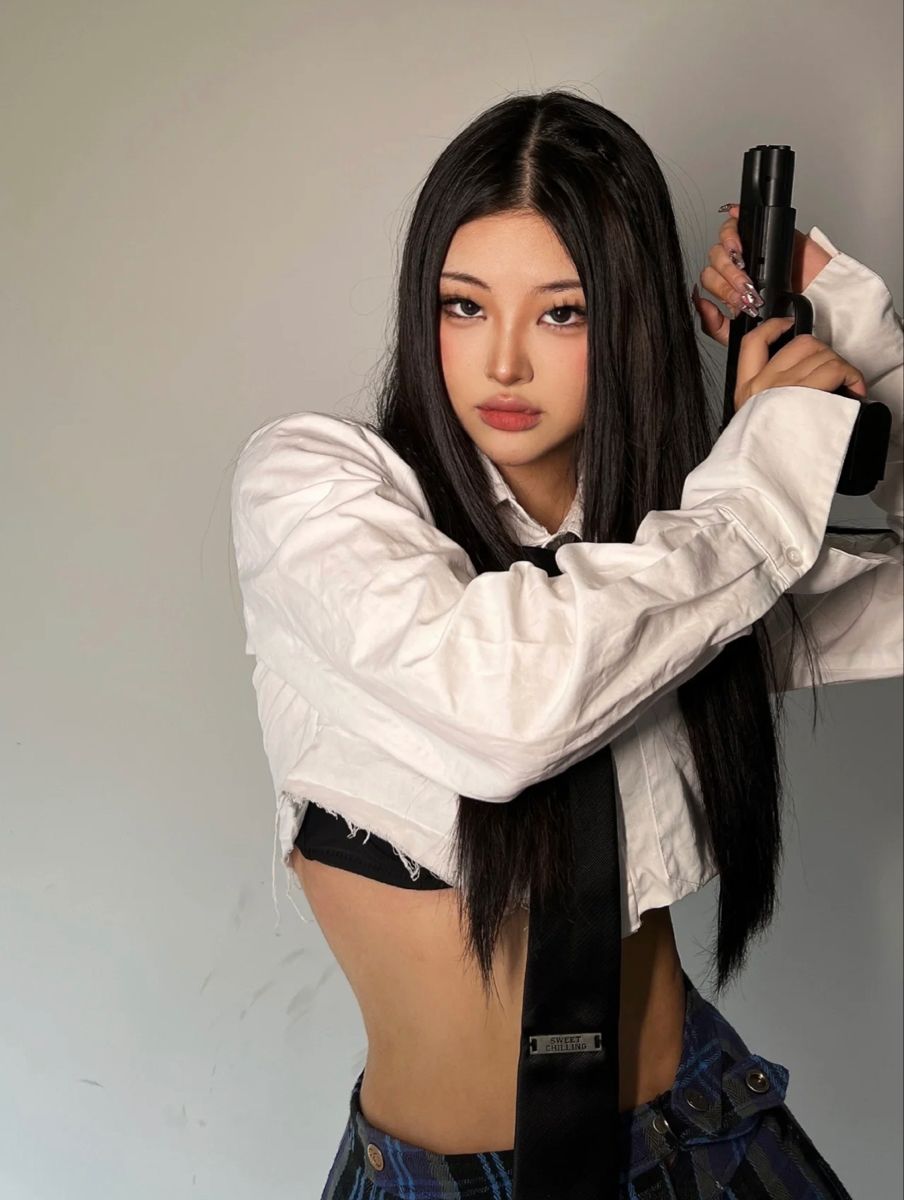 A cozy shot with Sassy girls — straight from Jiamusi