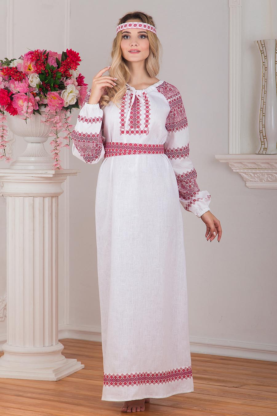 A playful frame from Women in Slavic costumes — online in Jiamusi