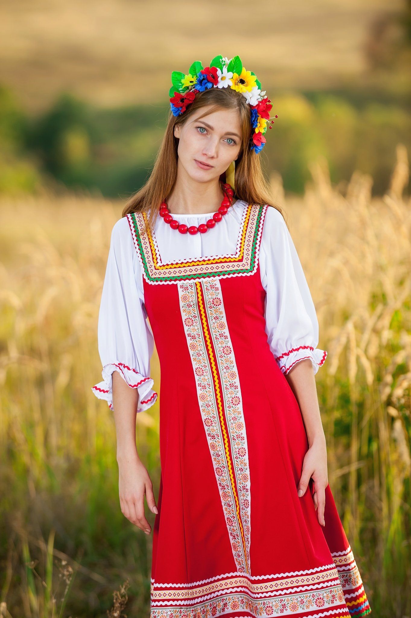 Women in Slavic costumes in Jiamusi — step in, relax, and chat live
