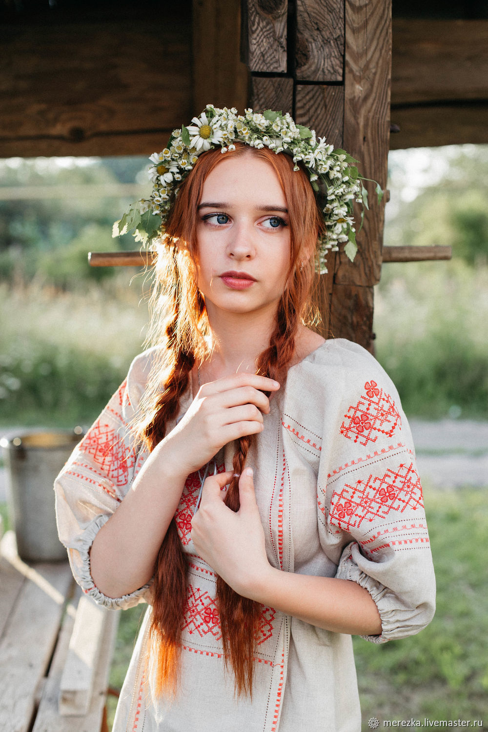A playful frame from Girls in Slavic costumes — online in Jiamusi